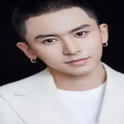 彭绿春